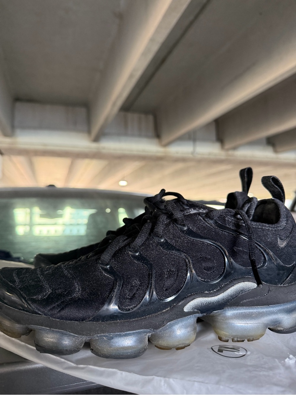 Nike Black Size 9 VaporMax Plus Sneakers with Translucent Sole (dirty worn)